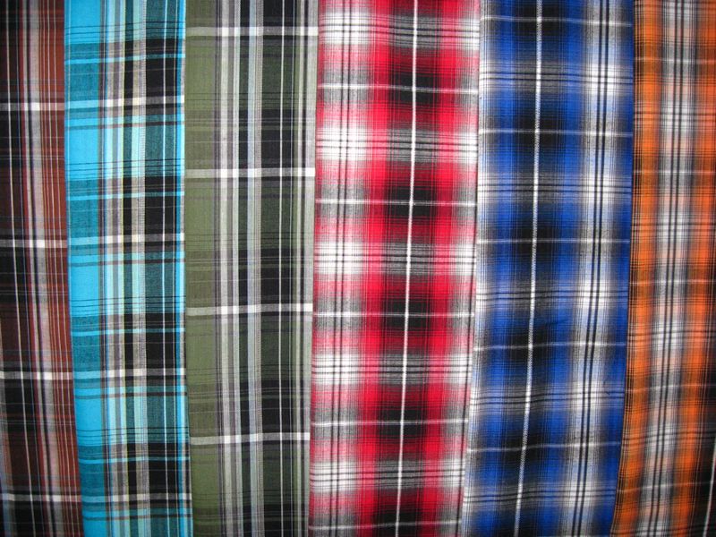 ɫ������